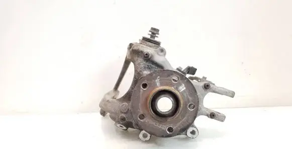 Rear wheel hub spindle/knuckle