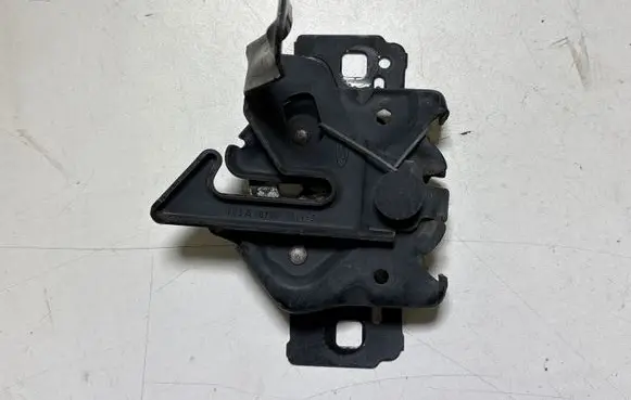 Ford Mustang V Engine bonnet/hood lock/catch AR3A16700