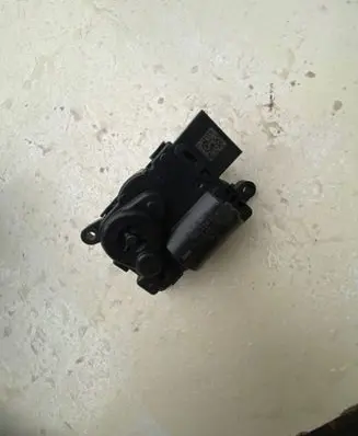 Volkswagen T-Roc Distronic sensor radar 5WA907511B T60332C