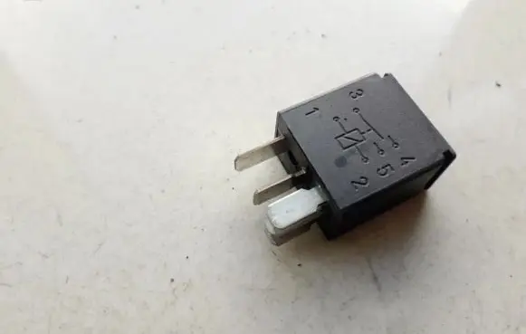 Volvo S60 Other relay 4RD00781400 4RD007814-00
