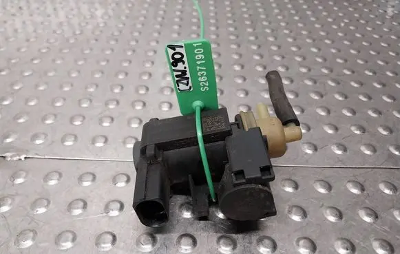 Audi A4 S4 B8 8K Turbo solenoid valve 8K0906627