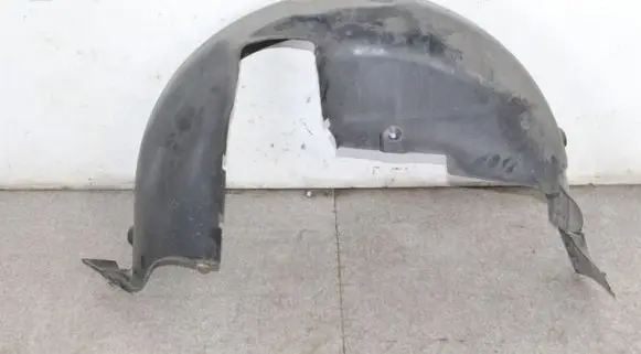 BMW Z4 E85 E86 Rear arch fender liner splash guards 7012729