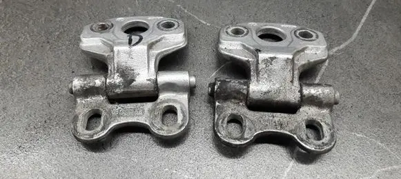 Mercedes-Benz E W210 Front door hinge set 