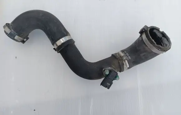 Hyundai Tucson TL Intercooler hose/pipe 282632B740