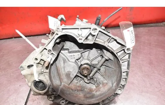 Fiat Grande Punto Manual 6 speed gearbox 55196336