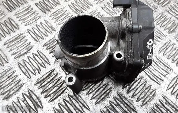 Volkswagen PASSAT CC Throttle valve 03l128063r