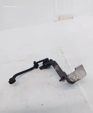 Headlight/headlamp level sensor