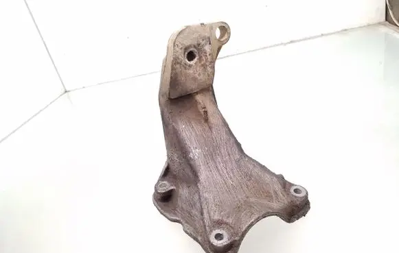 Volkswagen Caddy Engine mounting bracket 1H0199354A