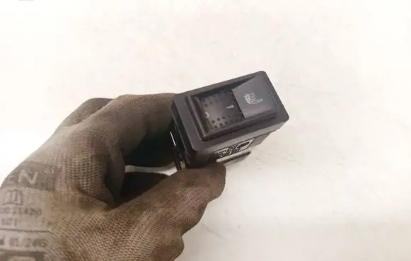 Skoda Superb B5 (3U) Seat heating switch 3U0963563