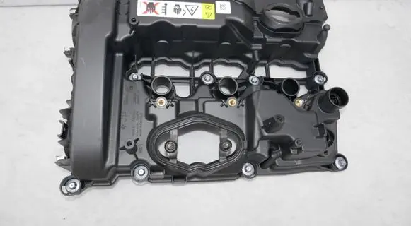 BMW 1 F20 F21 Rocker cam cover 7611277 11127611277