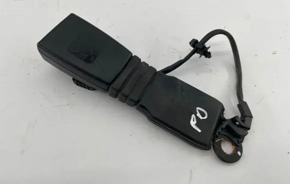 Audi A8 S8 D3 4E Front seatbelt buckle 4E0857756B