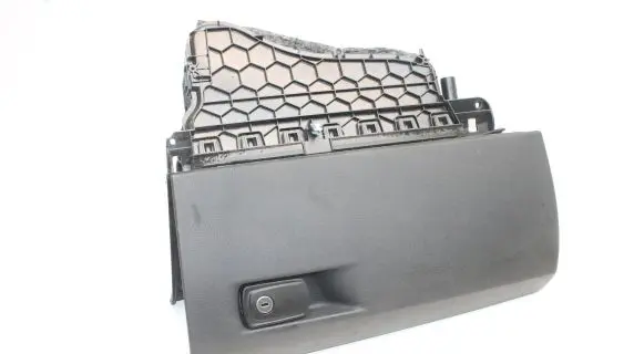 BMW 3 F30 F35 F31 Glove box
