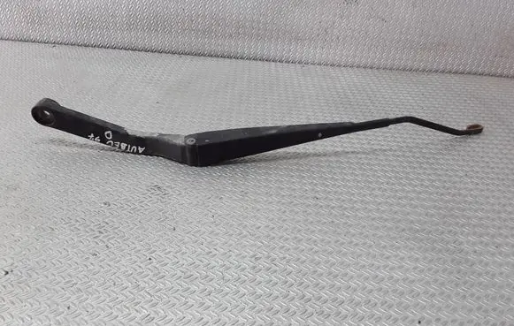 Subaru Outback Front wiper blade arm