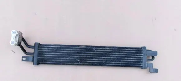 Jeep Wrangler Engine oil radiator 