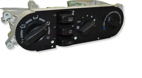 Mitsubishi Galant Climate control unit MR216137 98304