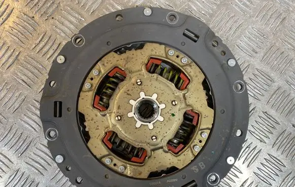 Lexus CT 200H Clutch pressure plate 4F133013