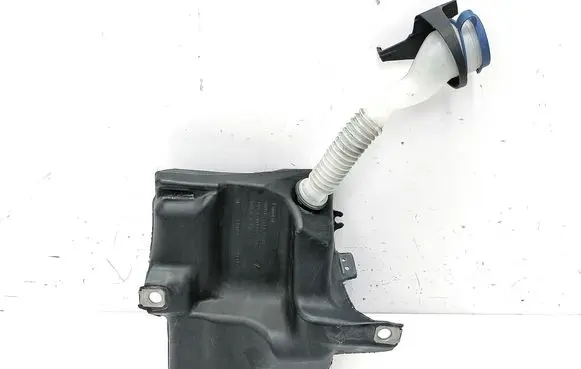 Windshield washer fluid reservoir/tank