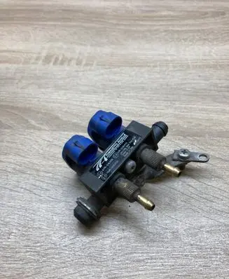 Subaru Legacy LP gas injector 67R016358 110R006359