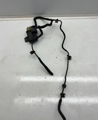 Nissan X-Trail T32 Turbo solenoid valve 8200790180 70181405 17T076