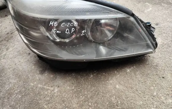 Mercedes-Benz C W204 Headlight/headlamp