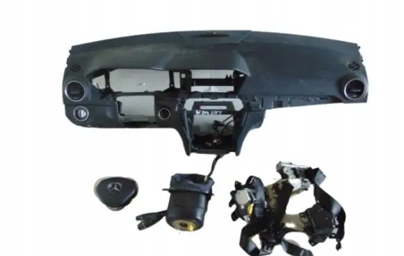 Mercedes-Benz C W204 Airbag set with panel a2048563256