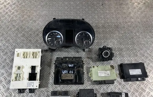 Mercedes-Benz Vito Viano W447 Engine control unit/module ECU A6229001000
