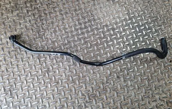 BMW 2 F44 Vacuum line/pipe/hose 8671024