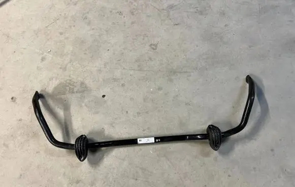 BMW X1 U11 Front anti-roll bar/sway bar 6892711