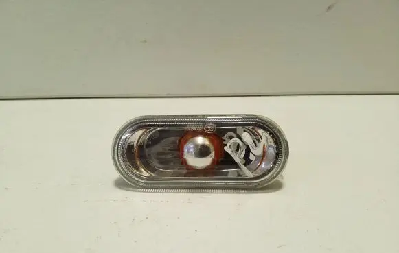 Volkswagen Amarok Front fender indicator light 7E0949117