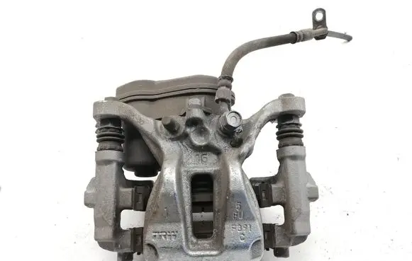 Toyota Yaris XP210 Rear brake caliper 463100D010