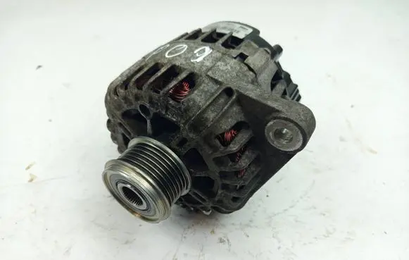 Opel Insignia A Generator/alternator 13588306