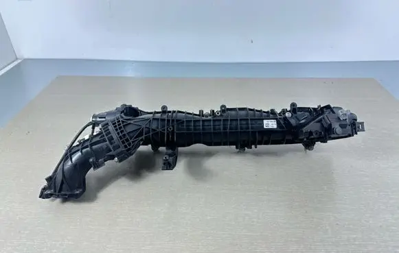 BMW 5 F10 F11 Intake manifold 7811909 3749 1108090559
