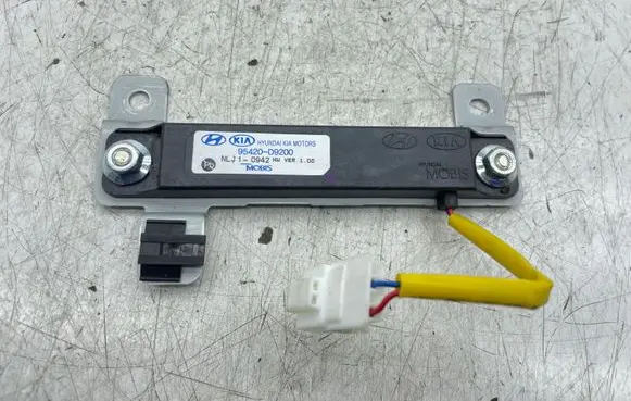 KIA Sportage Aerial antenna amplifier 95420D9200