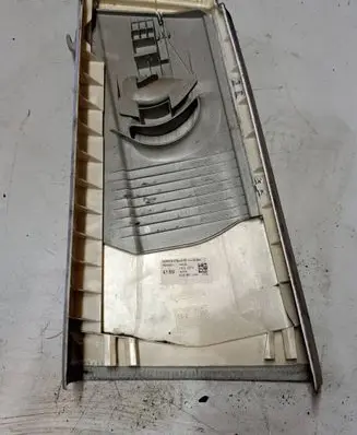 (B) pillar trim (top)