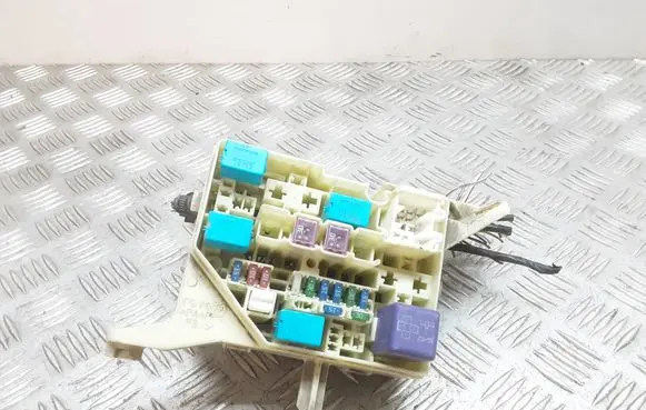 Toyota Yaris Fuse module