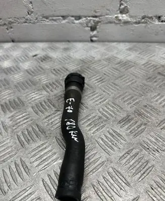 BMW X5 E70 Engine coolant pipe/hose 118427