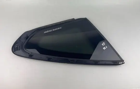 BMW 4 F36 Gran coupe Rear vent window glass M2043AGC