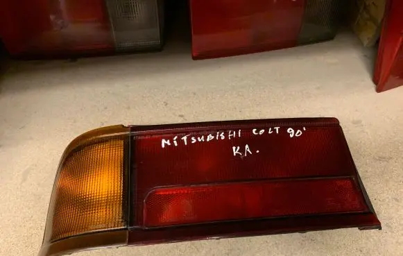 Mitsubishi Colt Rear/tail lights 0438557