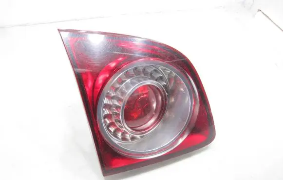 Volkswagen Golf Plus Tailgate rear/tail lights 5M0945093H 964962