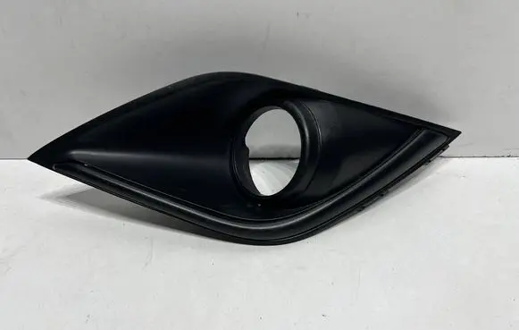 Mitsubishi Outlander Front fog light trim/grill 6400G482 BEZEL