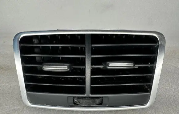 Audi A6 S6 C6 4F Dash center air vent grill 4F0819203C