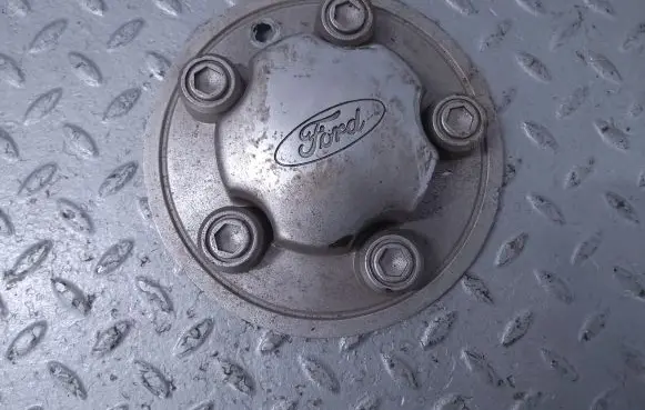Ford Granada Original wheel cap 82GB1130AC