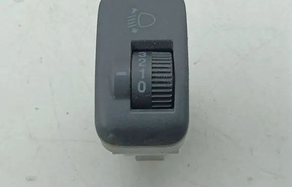Honda CR-V Headlight level height control switch M20010