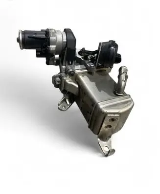 Volvo XC90 EGR valve cooler 32203034 P32203034