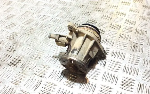 Land Rover Discovery 4 - LR4 Water pump