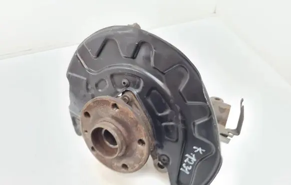 Front wheel hub