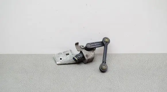 Rear air suspension level height sensor