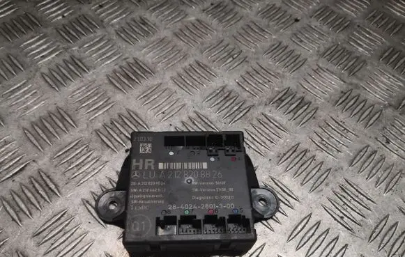Mercedes-Benz E W212 Door control unit/module 2128208826 A2128208826