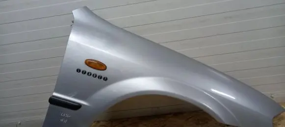 Mazda 323 Fender