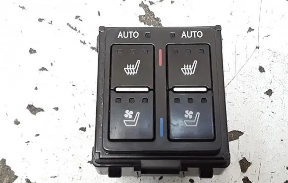 Lexus RX 450H Seat heating switch 8475248010